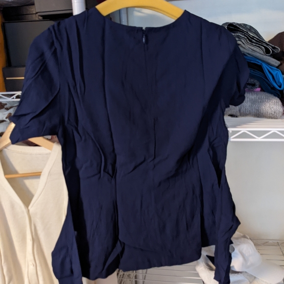 Club Monaco top - Picture 3 of 3